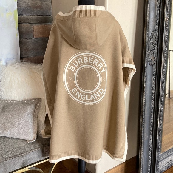 Burberry Wool Cashmere Knit Hooded Cape - Picture 7 of 16